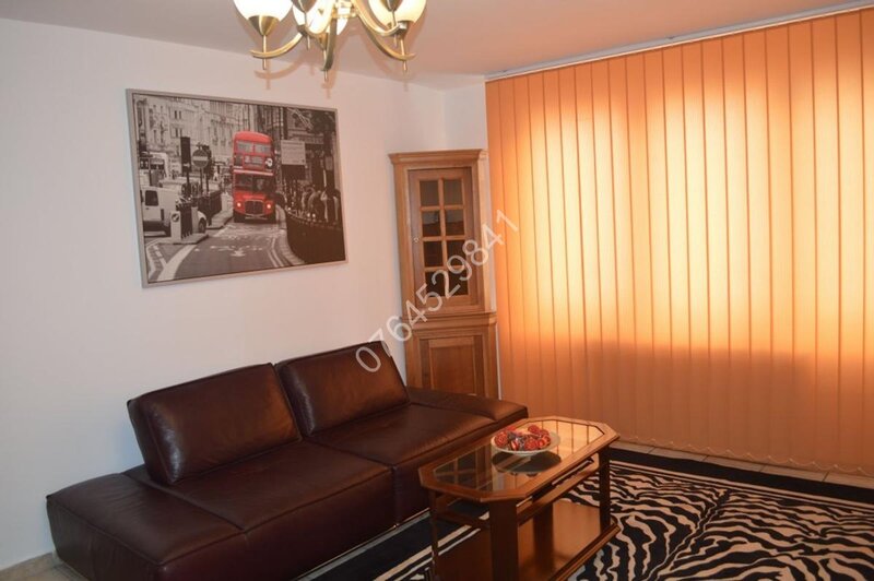 Sala Palatului, Ateneu, str. Stirbei Voda intersectie cu Calea Victoriei